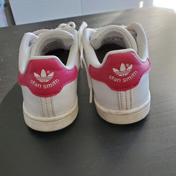 Adidas Stan Smith with Pink Details Size 9K - Picture 6 of 7